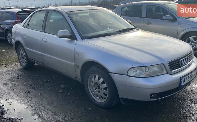 Сірий Ауді А4, об'ємом двигуна 1.78 л та пробігом 212 тис. км за 2750 $, фото 6 на Automoto.ua