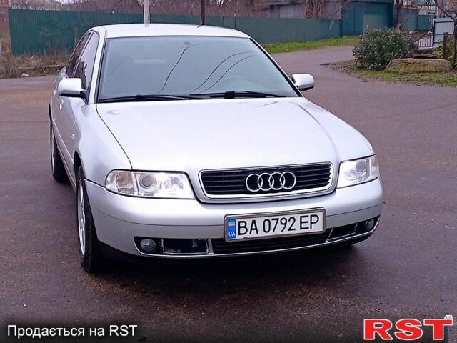 Серый Ауди А4, объемом двигателя 1.6 л и пробегом 225 тыс. км за 3700 $, фото 1 на Automoto.ua