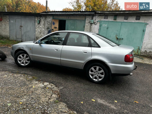 Серый Ауди А4, объемом двигателя 1.6 л и пробегом 368 тыс. км за 4200 $, фото 5 на Automoto.ua