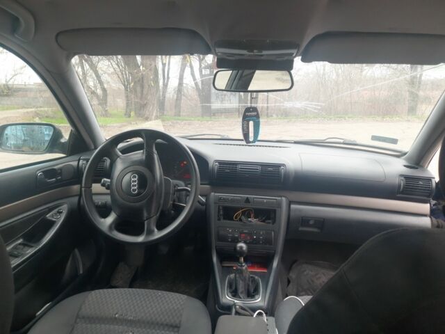 Серый Ауди А4, объемом двигателя 1.9 л и пробегом 500 тыс. км за 1800 $, фото 12 на Automoto.ua