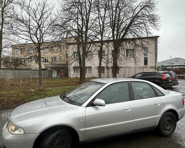 Серый Ауди А4, объемом двигателя 1.6 л и пробегом 341 тыс. км за 3650 $, фото 4 на Automoto.ua