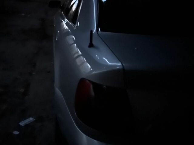 Сірий Ауді А4, об'ємом двигуна 2.5 л та пробігом 372 тис. км за 3600 $, фото 1 на Automoto.ua