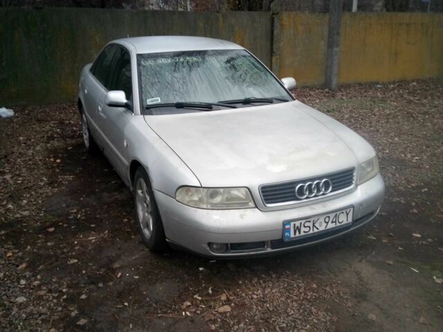 Сірий Ауді А4, об'ємом двигуна 2.5 л та пробігом 1000 тис. км за 1500 $, фото 6 на Automoto.ua