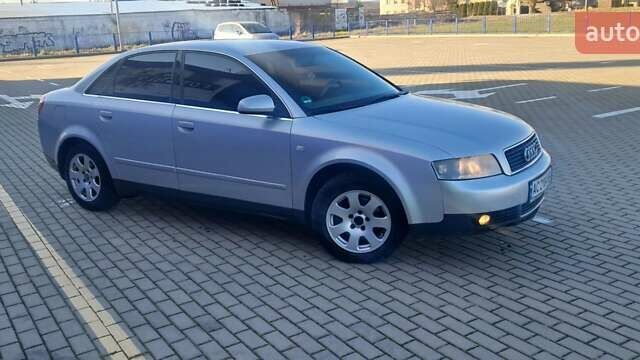 Сірий Ауді А4, об'ємом двигуна 1.98 л та пробігом 320 тис. км за 4000 $, фото 12 на Automoto.ua