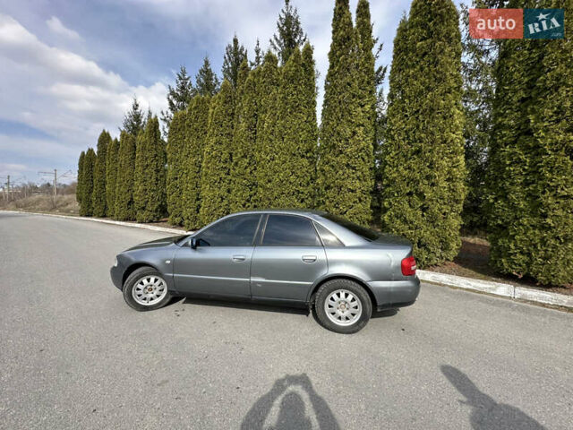 Сірий Ауді А4, об'ємом двигуна 1.6 л та пробігом 280 тис. км за 2750 $, фото 13 на Automoto.ua