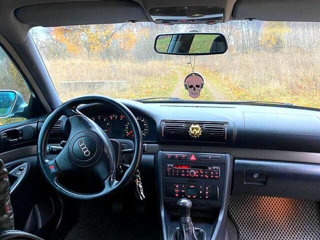 Серый Ауди А4, объемом двигателя 1.8 л и пробегом 289 тыс. км за 5100 $, фото 5 на Automoto.ua