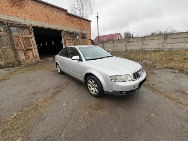 Серый Ауди А4, объемом двигателя 2 л и пробегом 222 тыс. км за 2000 $, фото 4 на Automoto.ua