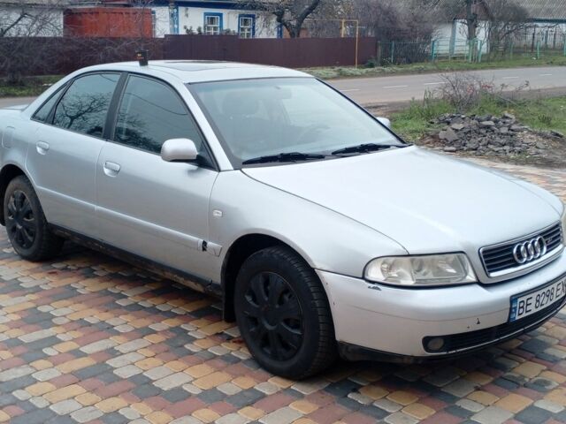 Серый Ауди А4, объемом двигателя 1.8 л и пробегом 370 тыс. км за 2700 $, фото 4 на Automoto.ua