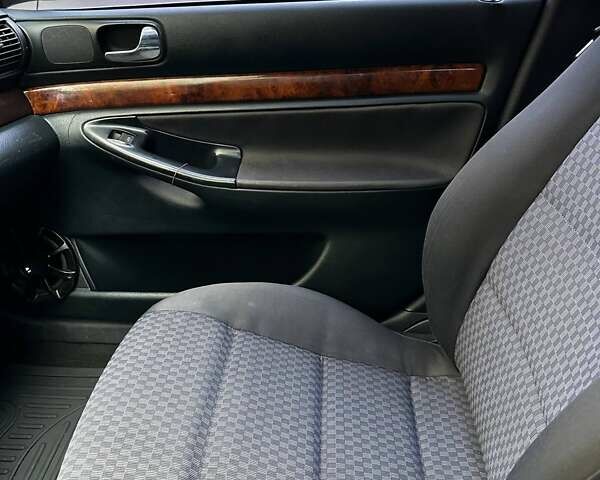 Серый Ауди А4, объемом двигателя 1.9 л и пробегом 341 тыс. км за 3000 $, фото 9 на Automoto.ua