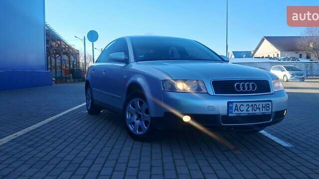 Сірий Ауді А4, об'ємом двигуна 1.98 л та пробігом 320 тис. км за 4000 $, фото 13 на Automoto.ua