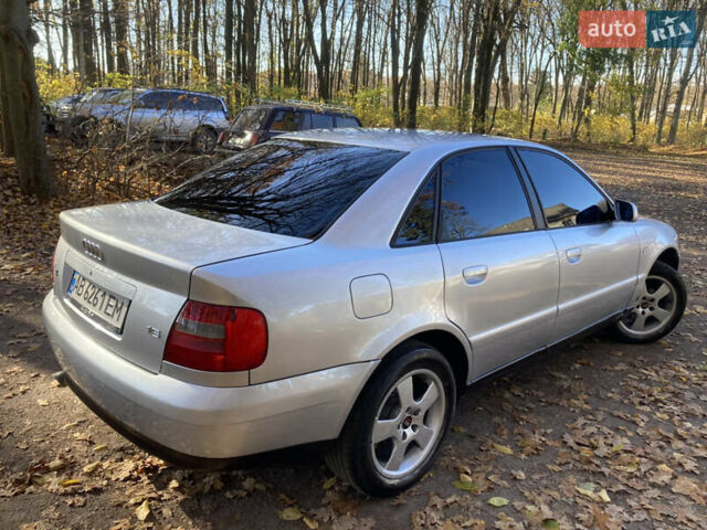 Серый Ауди А4, объемом двигателя 1.6 л и пробегом 291 тыс. км за 4500 $, фото 4 на Automoto.ua