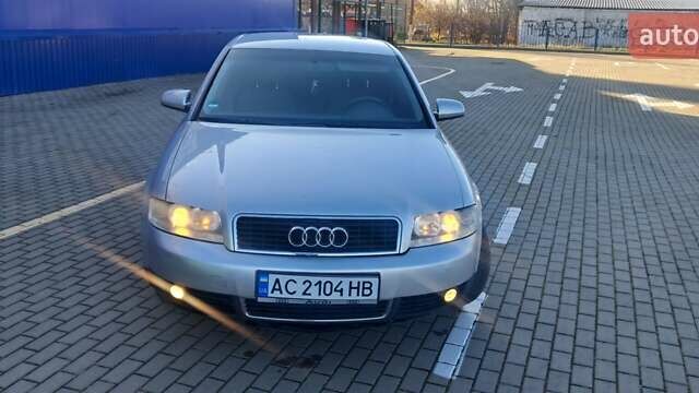 Сірий Ауді А4, об'ємом двигуна 1.98 л та пробігом 320 тис. км за 4000 $, фото 3 на Automoto.ua