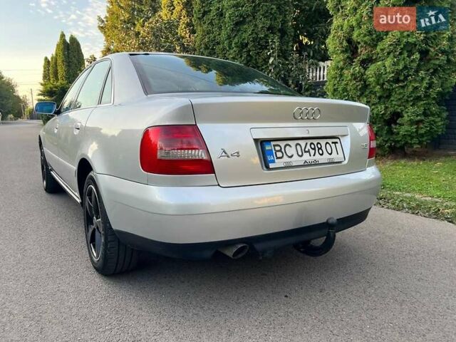 Серый Ауди А4, объемом двигателя 1.6 л и пробегом 231 тыс. км за 4500 $, фото 4 на Automoto.ua