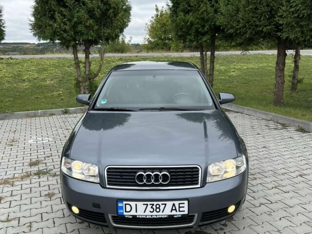 Сірий Ауді А4, об'ємом двигуна 2 л та пробігом 256 тис. км за 3690 $, фото 8 на Automoto.ua