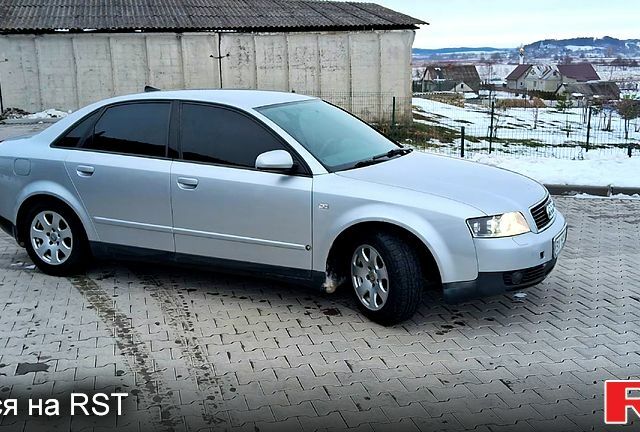 Сірий Ауді А4, об'ємом двигуна 2 л та пробігом 111 тис. км за 4100 $, фото 5 на Automoto.ua