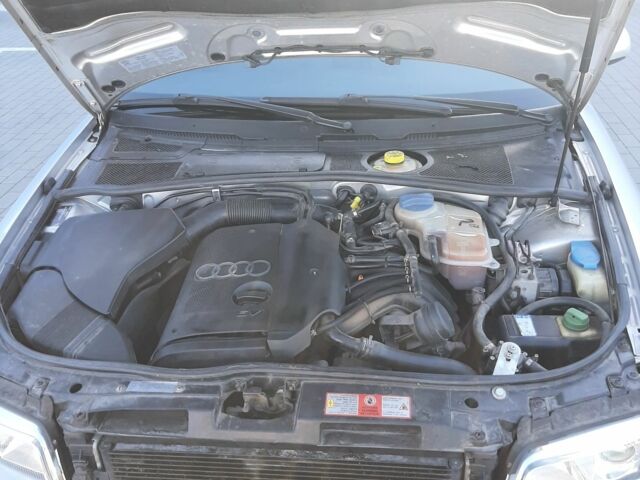 Серый Ауди А4, объемом двигателя 1.8 л и пробегом 283 тыс. км за 3950 $, фото 3 на Automoto.ua