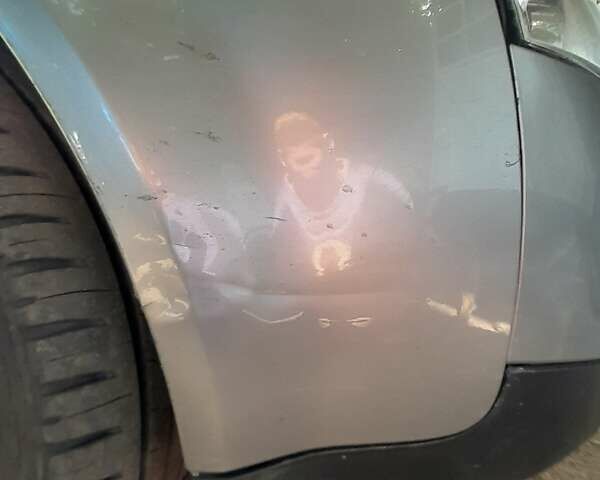 Серый Ауди А4, объемом двигателя 2 л и пробегом 350 тыс. км за 4800 $, фото 11 на Automoto.ua