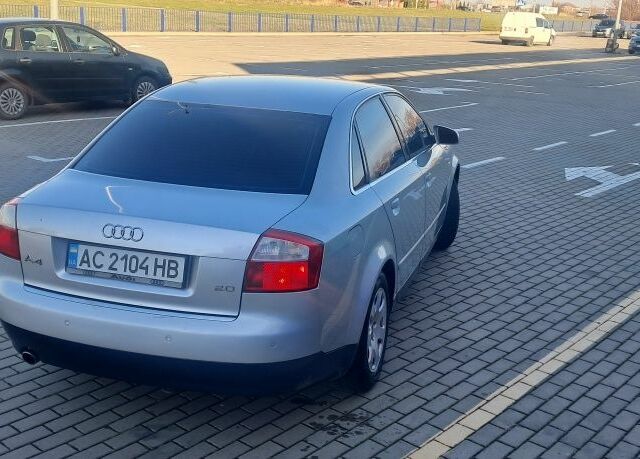 Сірий Ауді А4, об'ємом двигуна 2 л та пробігом 310 тис. км за 4300 $, фото 2 на Automoto.ua