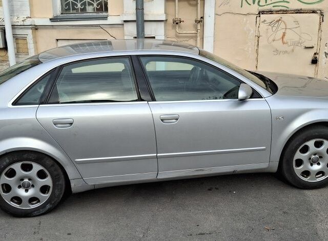 Ауди А4 2001 в Нежине на Automoto.ua Серый Ауди А4, объемом двигателя 2 л и пробегом 450 тыс. км за 3700 $, фото 4 на Automoto.ua