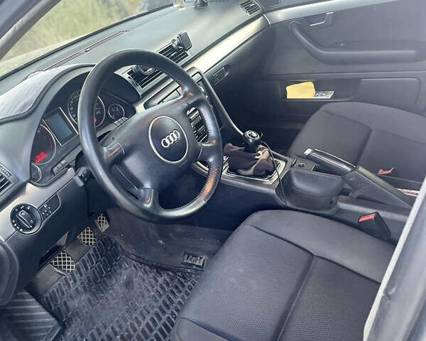 Сірий Ауді А4, об'ємом двигуна 1.98 л та пробігом 278 тис. км за 4450 $, фото 3 на Automoto.ua