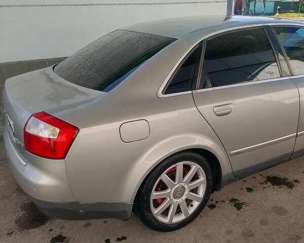 Сірий Ауді А4, об'ємом двигуна 2.5 л та пробігом 370 тис. км за 4500 $, фото 9 на Automoto.ua