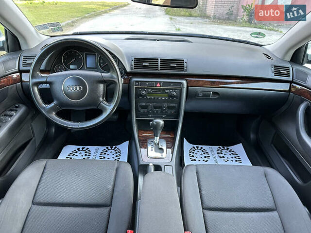 Сірий Ауді А4, об'ємом двигуна 2 л та пробігом 202 тис. км за 5850 $, фото 6 на Automoto.ua