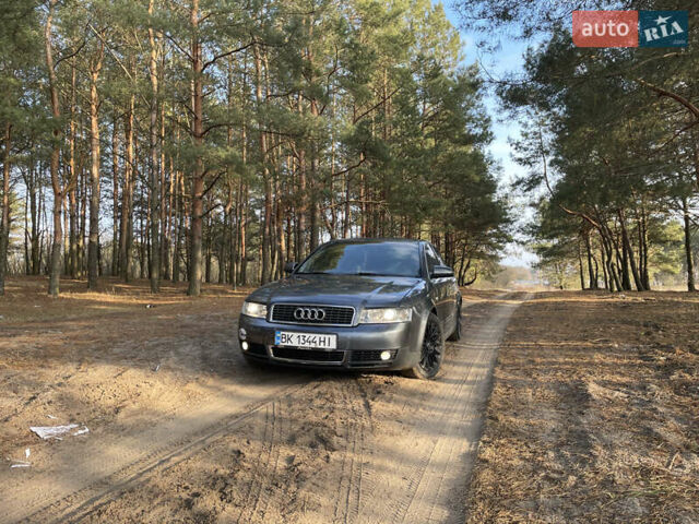 Серый Ауди А4, объемом двигателя 2 л и пробегом 346 тыс. км за 4500 $, фото 8 на Automoto.ua