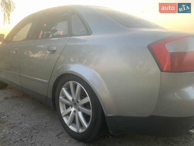 Ауді А4 2001 у Запоріжжя на Automoto.ua Сірий Ауді А4, об'ємом двигуна 2 л та пробігом 370 тис. км за 3300 $, фото 11 на Automoto.ua