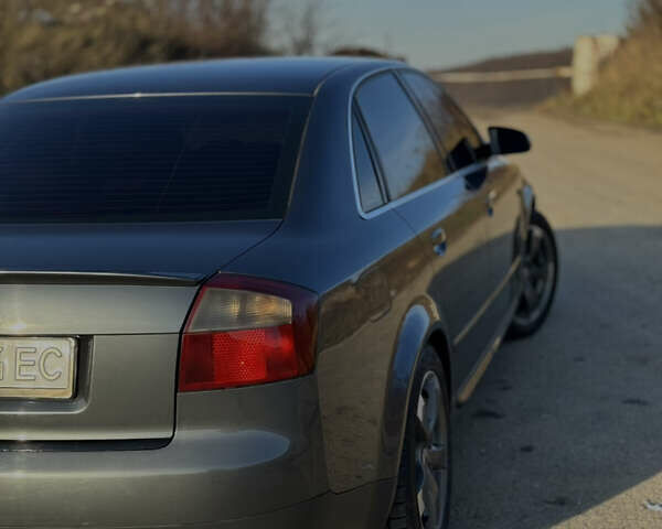 Сірий Ауді А4, об'ємом двигуна 1.8 л та пробігом 283 тис. км за 6500 $, фото 10 на Automoto.ua