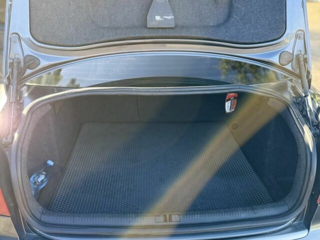 Серый Ауди А4, объемом двигателя 1.9 л и пробегом 340 тыс. км за 4750 $, фото 5 на Automoto.ua