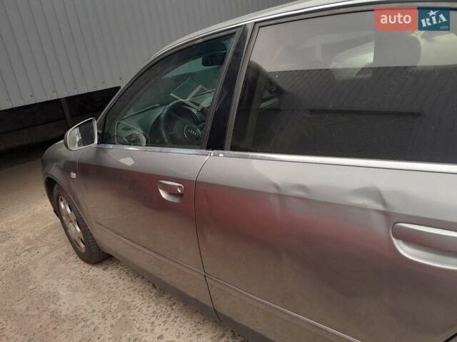 Серый Ауди А4, объемом двигателя 2 л и пробегом 350 тыс. км за 4800 $, фото 19 на Automoto.ua