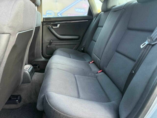 Сірий Ауді А4, об'ємом двигуна 1.6 л та пробігом 137 тис. км за 5799 $, фото 9 на Automoto.ua