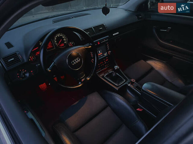 Сірий Ауді А4, об'ємом двигуна 1.8 л та пробігом 283 тис. км за 6500 $, фото 28 на Automoto.ua