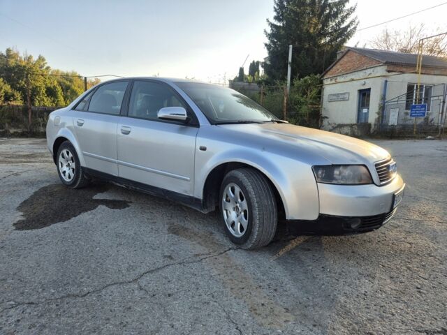 Сірий Ауді А4, об'ємом двигуна 1.9 л та пробігом 350 тис. км за 4000 $, фото 1 на Automoto.ua