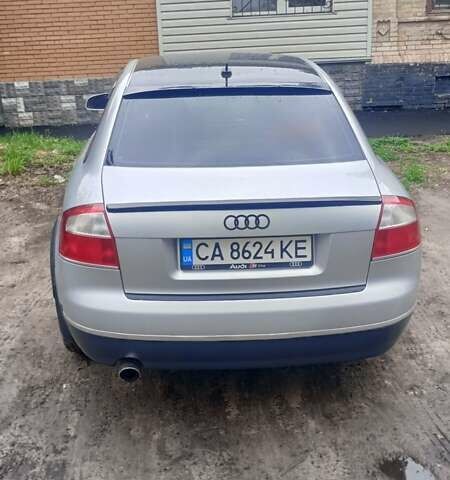 Серый Ауди А4, объемом двигателя 1.98 л и пробегом 300 тыс. км за 5500 $, фото 1 на Automoto.ua