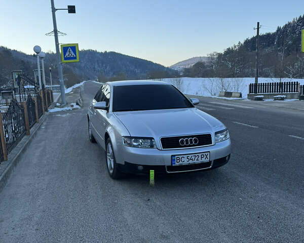 Серый Ауди А4, объемом двигателя 2 л и пробегом 220 тыс. км за 5200 $, фото 7 на Automoto.ua