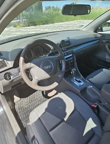 Сірий Ауді А4, об'ємом двигуна 2 л та пробігом 247 тис. км за 4700 $, фото 5 на Automoto.ua