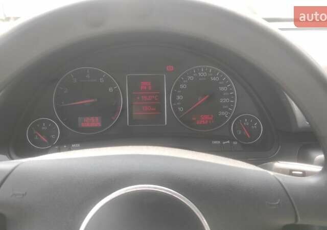 Сірий Ауді А4, об'ємом двигуна 1.6 л та пробігом 225 тис. км за 4900 $, фото 7 на Automoto.ua