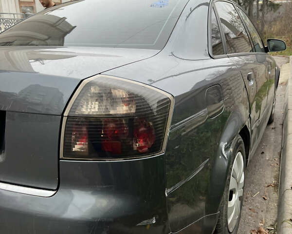 Серый Ауди А4, объемом двигателя 1.6 л и пробегом 270 тыс. км за 4000 $, фото 3 на Automoto.ua