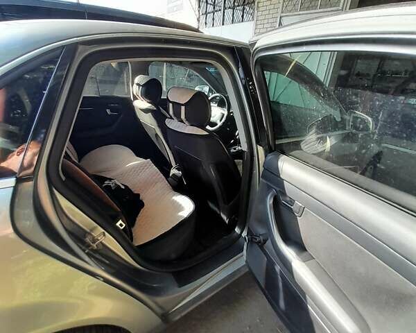 Серый Ауди А4, объемом двигателя 2 л и пробегом 350 тыс. км за 4800 $, фото 8 на Automoto.ua