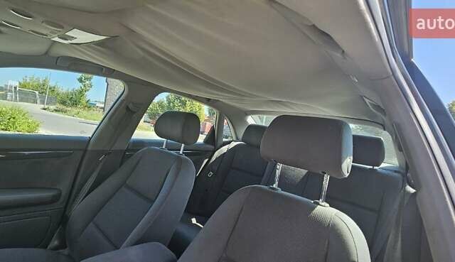 Сірий Ауді А4, об'ємом двигуна 2 л та пробігом 247 тис. км за 4700 $, фото 11 на Automoto.ua