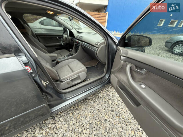 Серый Ауди А4, объемом двигателя 2 л и пробегом 250 тыс. км за 3600 $, фото 15 на Automoto.ua