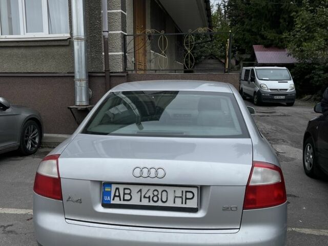 Серый Ауди А4, объемом двигателя 2 л и пробегом 327 тыс. км за 4000 $, фото 3 на Automoto.ua