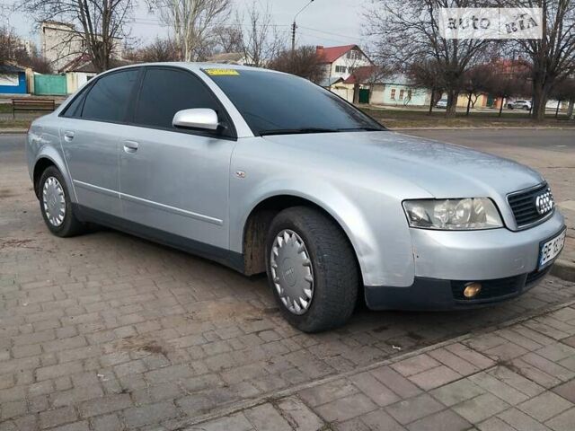 Сірий Ауді А4, об'ємом двигуна 1.98 л та пробігом 290 тис. км за 4500 $, фото 2 на Automoto.ua