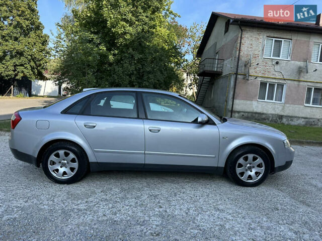 Сірий Ауді А4, об'ємом двигуна 2 л та пробігом 202 тис. км за 5850 $, фото 3 на Automoto.ua
