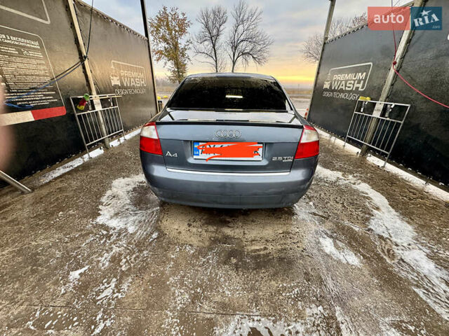 Серый Ауди А4, объемом двигателя 2.5 л и пробегом 370 тыс. км за 5000 $, фото 4 на Automoto.ua