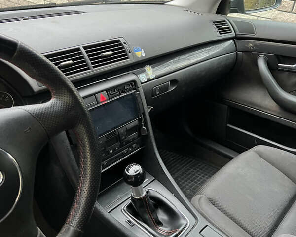 Серый Ауди А4, объемом двигателя 1.6 л и пробегом 270 тыс. км за 4000 $, фото 1 на Automoto.ua