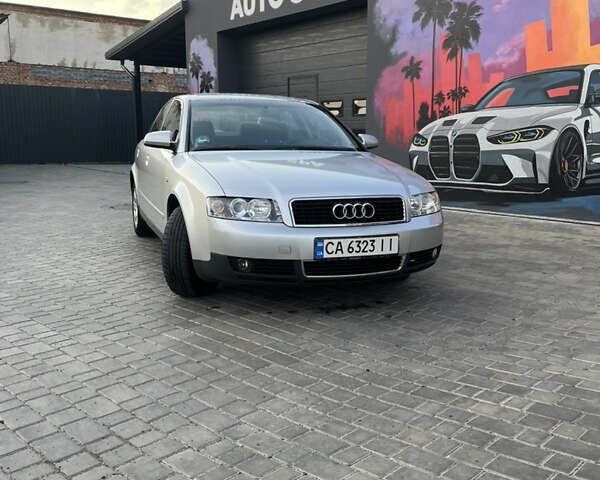 Серый Ауди А4, объемом двигателя 1.98 л и пробегом 165 тыс. км за 5300 $, фото 1 на Automoto.ua