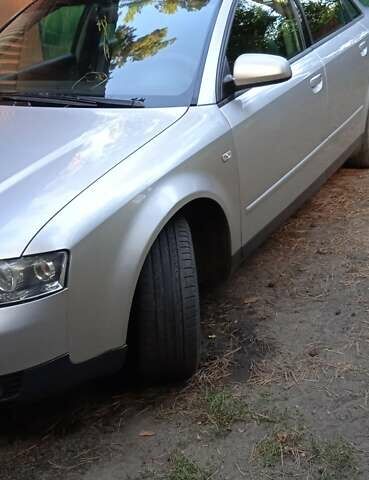Серый Ауди А4, объемом двигателя 2 л и пробегом 337 тыс. км за 5300 $, фото 7 на Automoto.ua