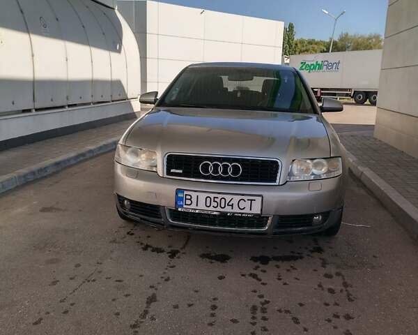 Сірий Ауді А4, об'ємом двигуна 2.5 л та пробігом 370 тис. км за 4500 $, фото 1 на Automoto.ua
